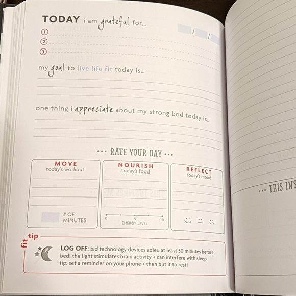 Notebook - Picture 3 of 4